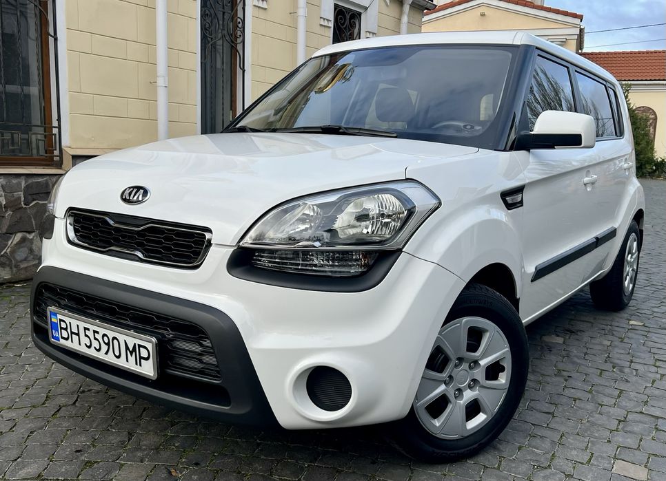 Білий KIA SOUL 2013 1.6 Газ-бензин Механіка 95000км пробіг