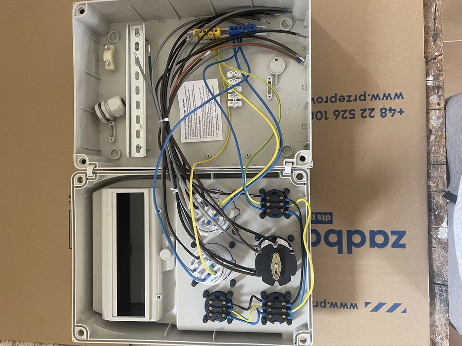 Rozdzielnia budowlana