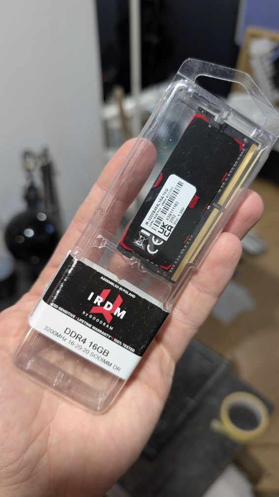Pamięć GoodRam IRDM DDR4 16GB 3200 CL16 SODIMM Czarny