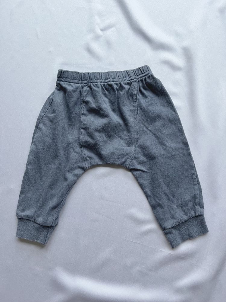 Błękitne bawełniane spodnie chłopięce 3-6 msc