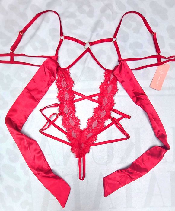 bordowa bielizna erotyczna otwarte miseczki satynowa kokarda M