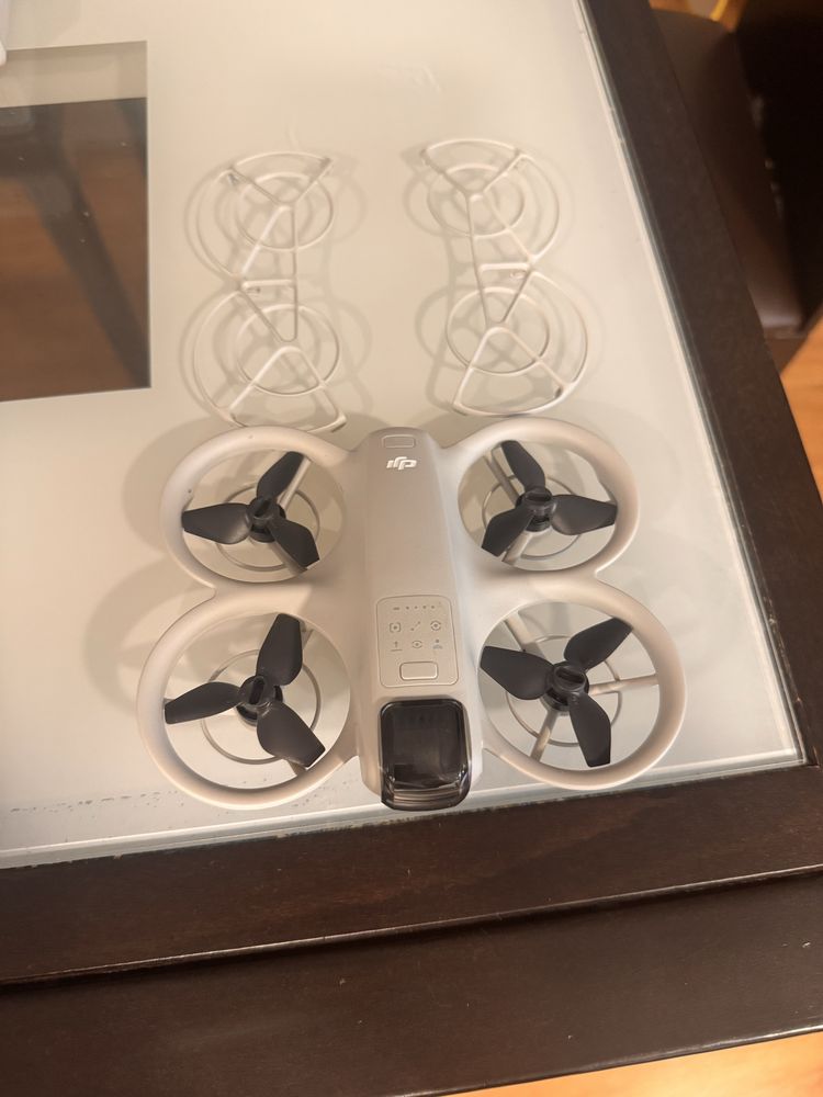 Drone DJI NEO com