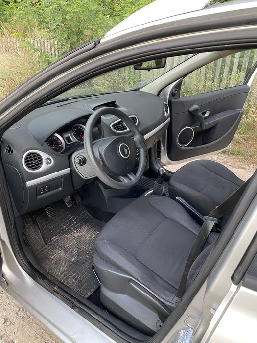 Продам Renault Clio 1.5 dci
