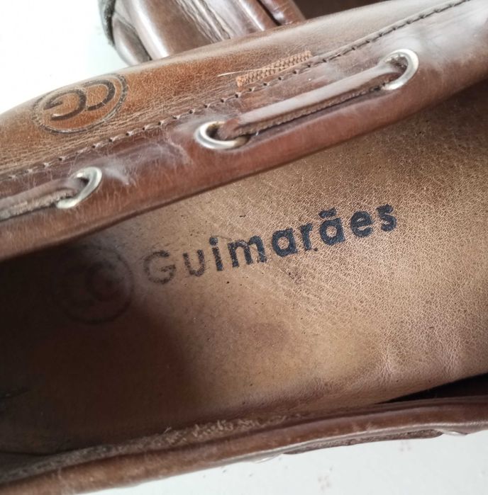 Sapatos vela em pele, 43, da Guimarães