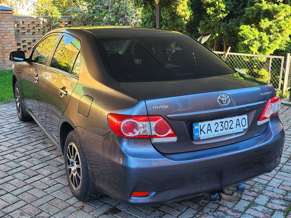 Продам автомобіль Toyota Corola