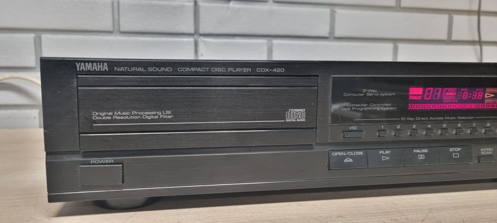 Odtwarzacz cd player YAMAHA CDX-420. Japan