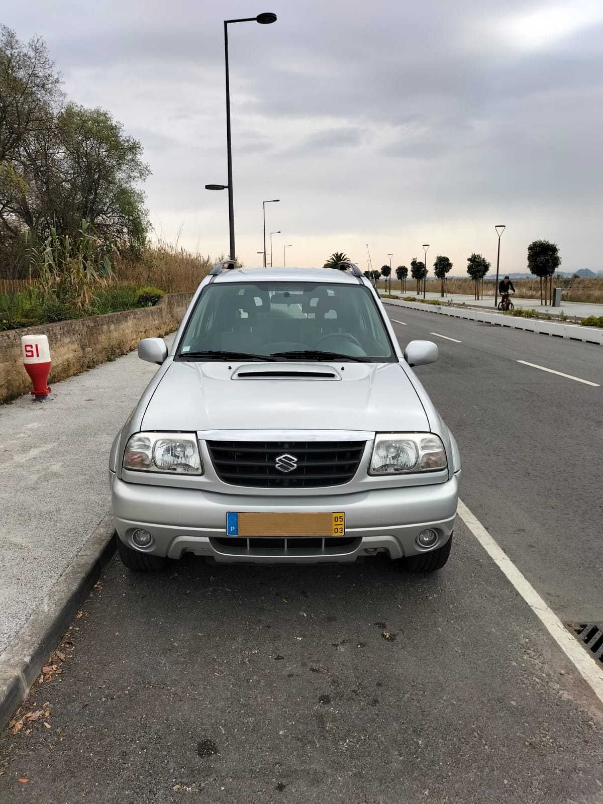 Vendo jipe Suzuki Grand Vitara