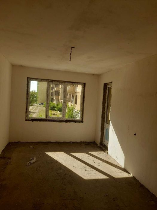 Нежитлові приміщення 81,7 м2, Долинська, вул. Нова 50