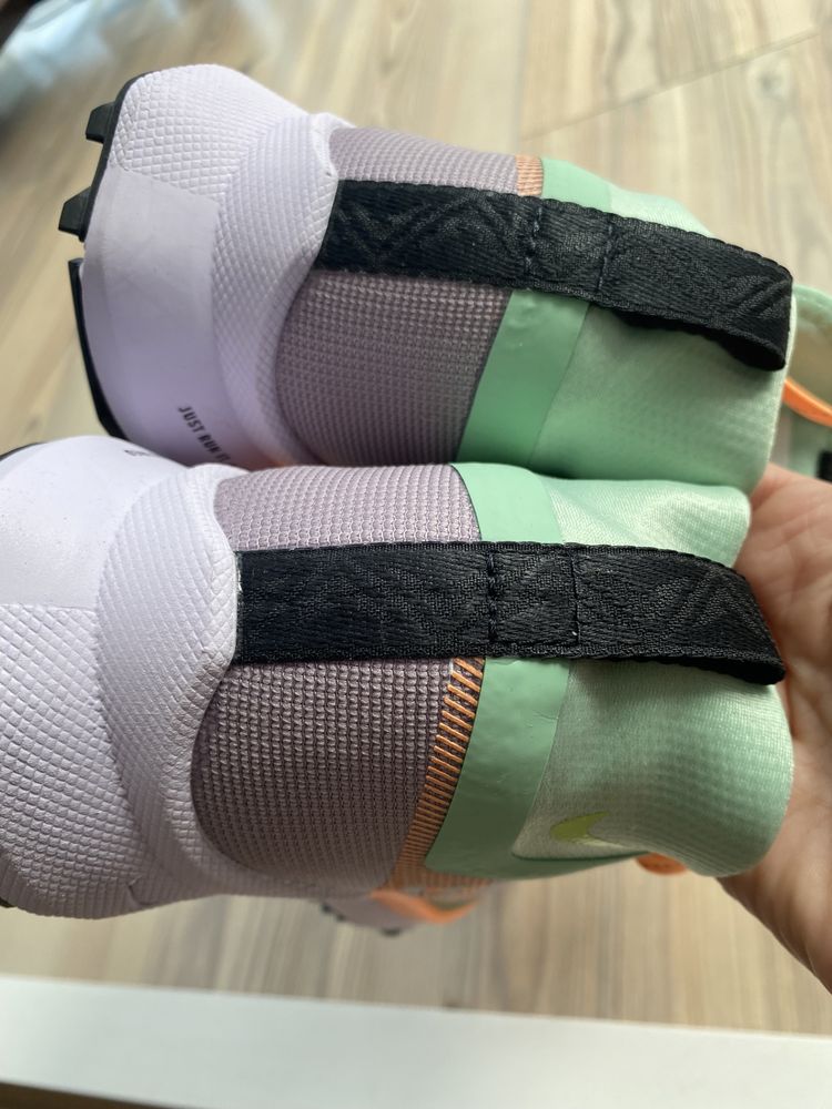 Кросівки  Nike