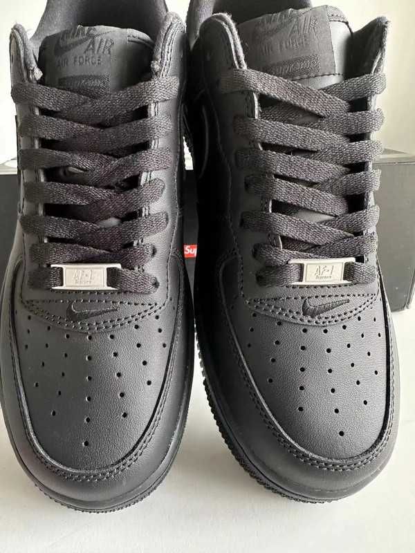 Nike Air Force 1 Low Supreme Black 43