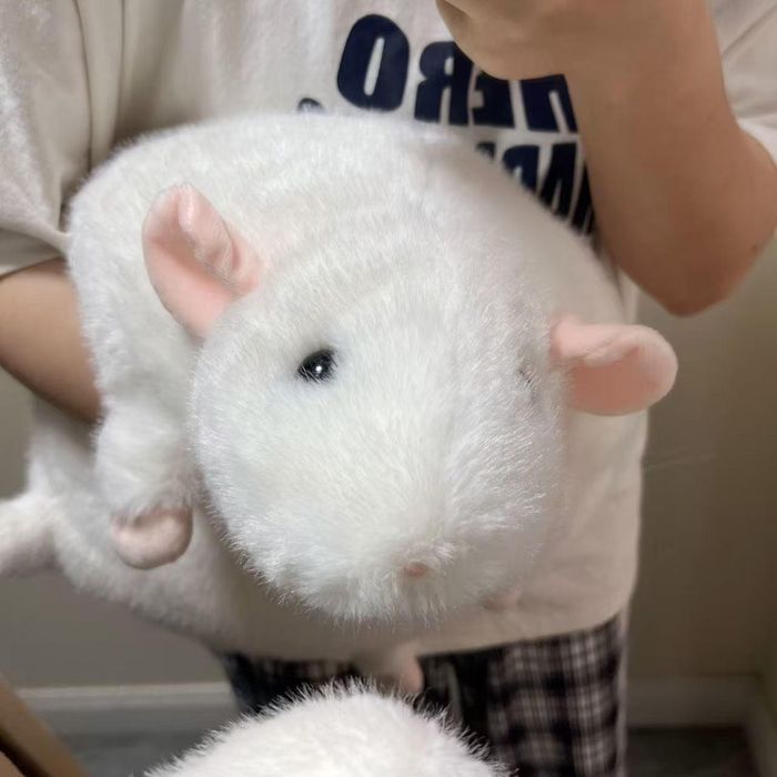Іграшка м'яка Щур. Игрушка мягкая Крыса.

РОЗМІР 
35 см 397 см
50 см 4