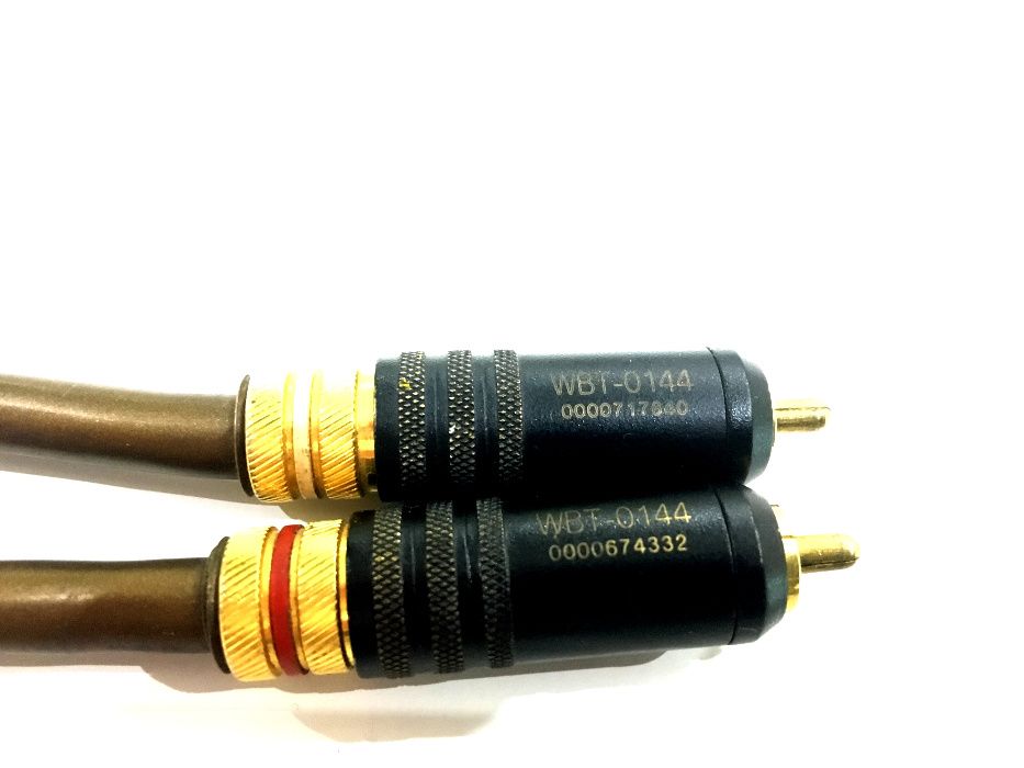 Кабель межблочний Van den Hul M.C. Gold