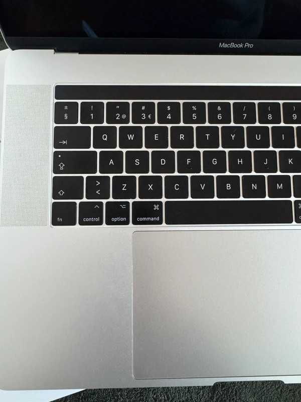 MacBook Pro 15’ 2017 Touchbar