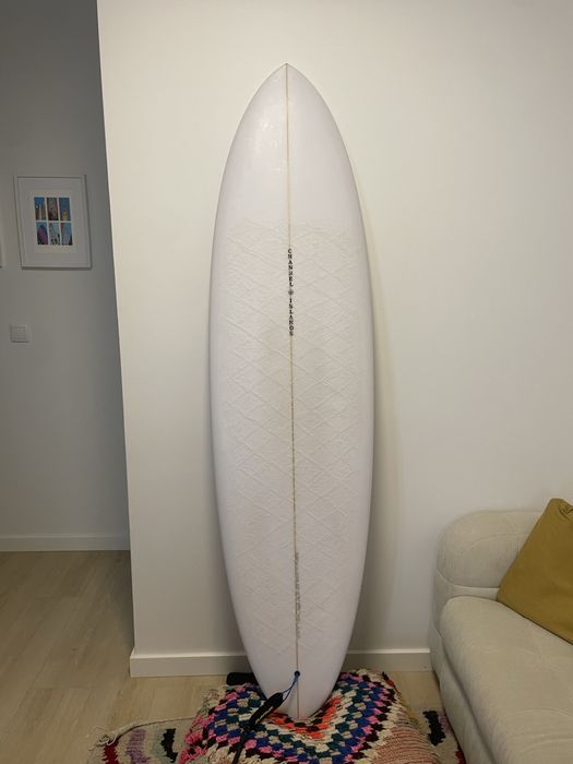CI MID  6’6 x 20 1/2 x 2 9/16 surfboard