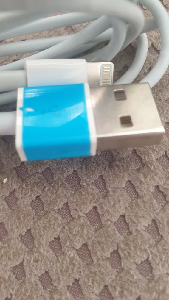 Кабель Apple IPhone usb