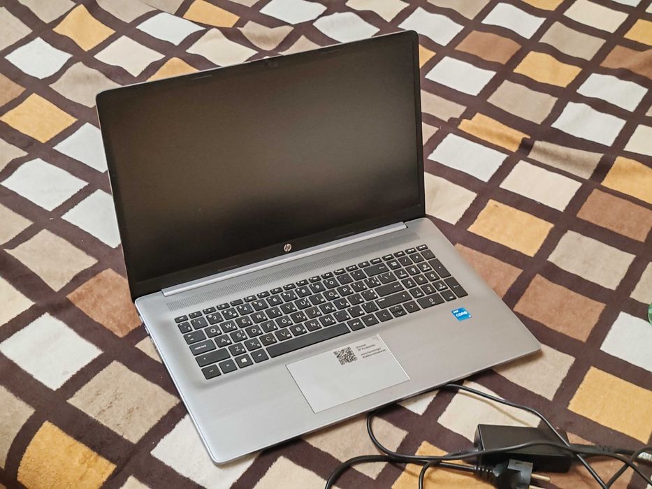 Ноутбук HP 470 G8 17"