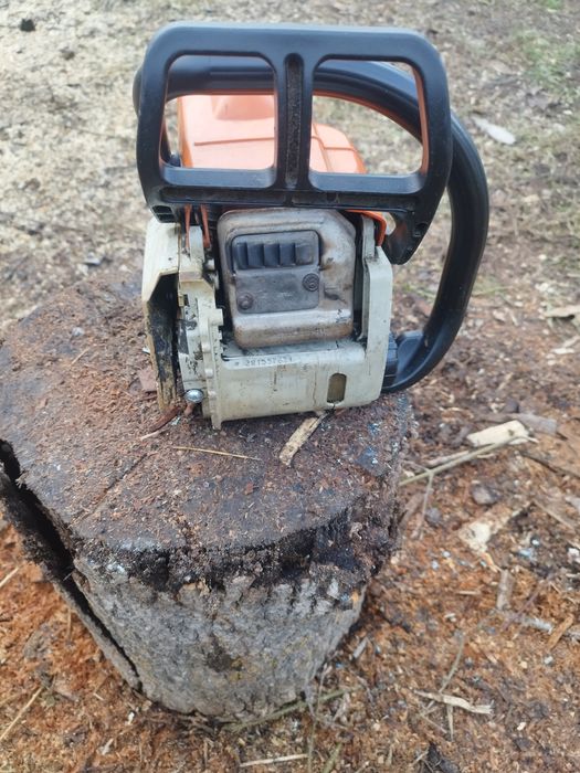 Продам бензопилу штіль 180