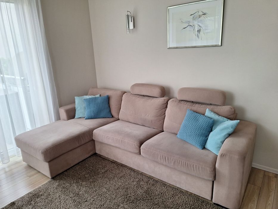 Sofa narożna z funkcją spania