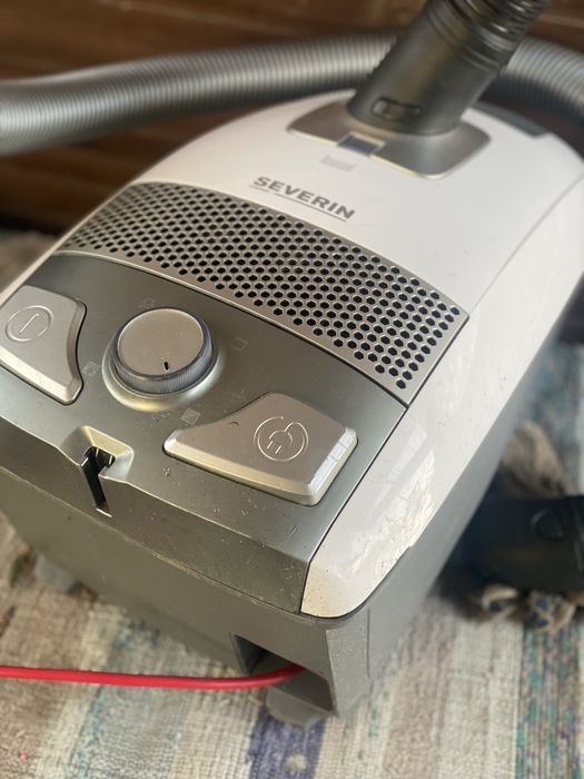 Пилосос для прибирання