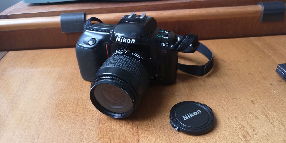 Nikon F50 lente AF Nikkor 35-80mm