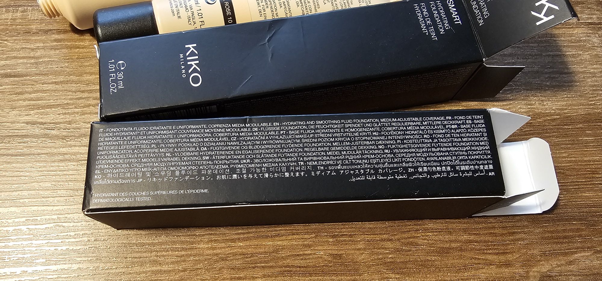 Płynny podkład Kiko Milano CR10 smart hydrating foundation