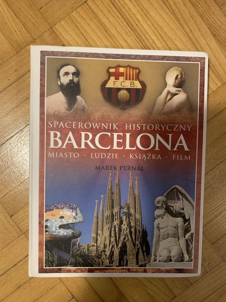 Spacerownik historyczny Barcelona - Marek Pernal