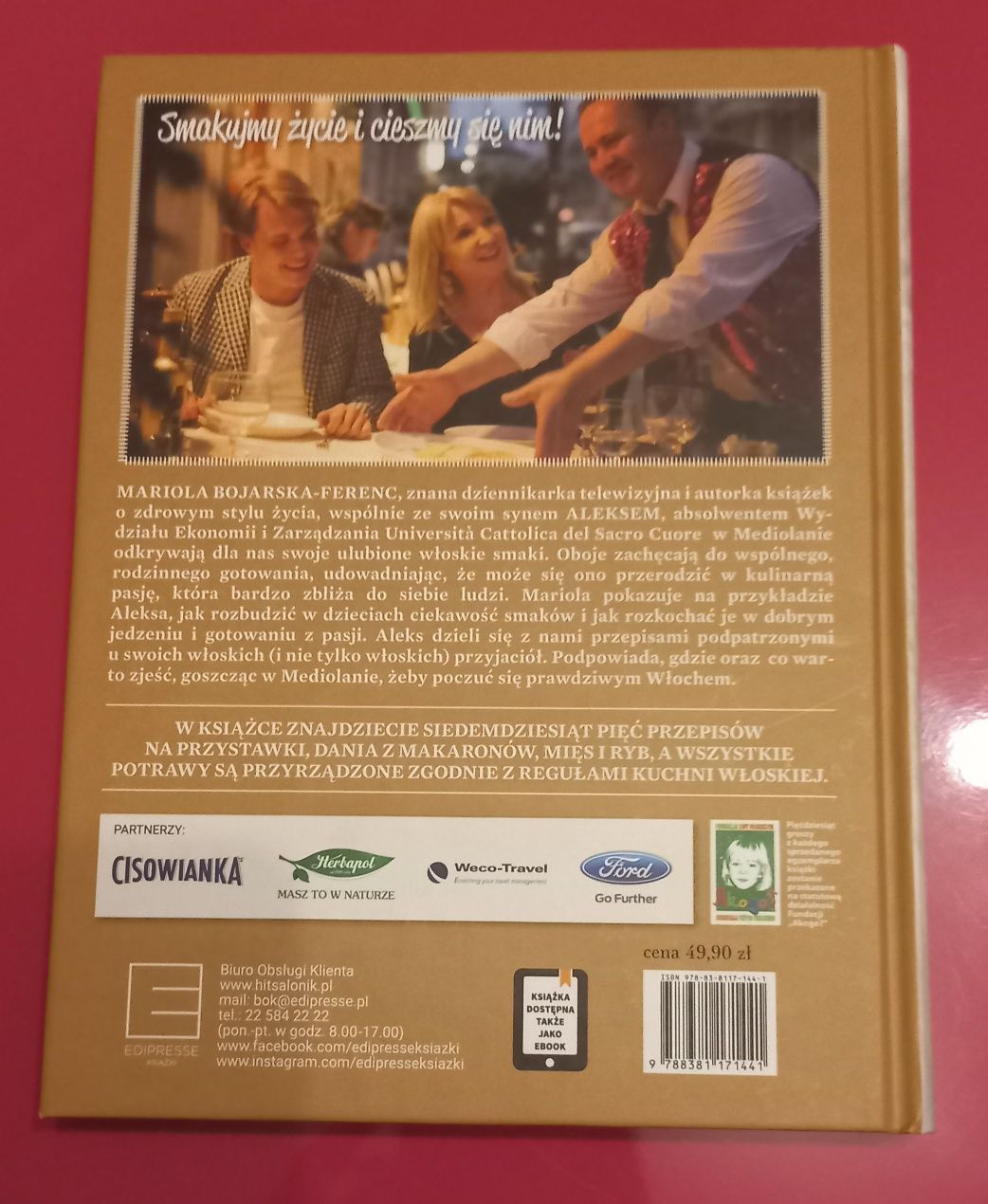 Książka z przepisami kuchnii włoskiej