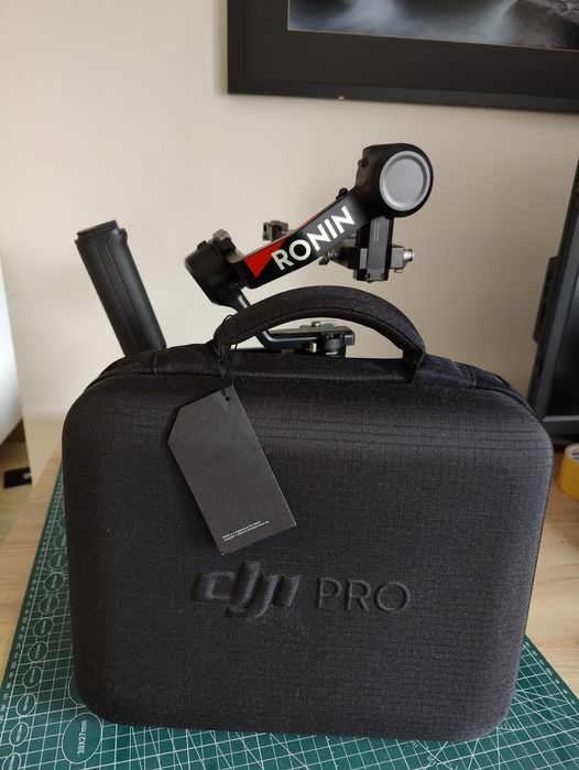 Profesjonalny gimbal Dji RS 4 Combo, nowy, gwarancja