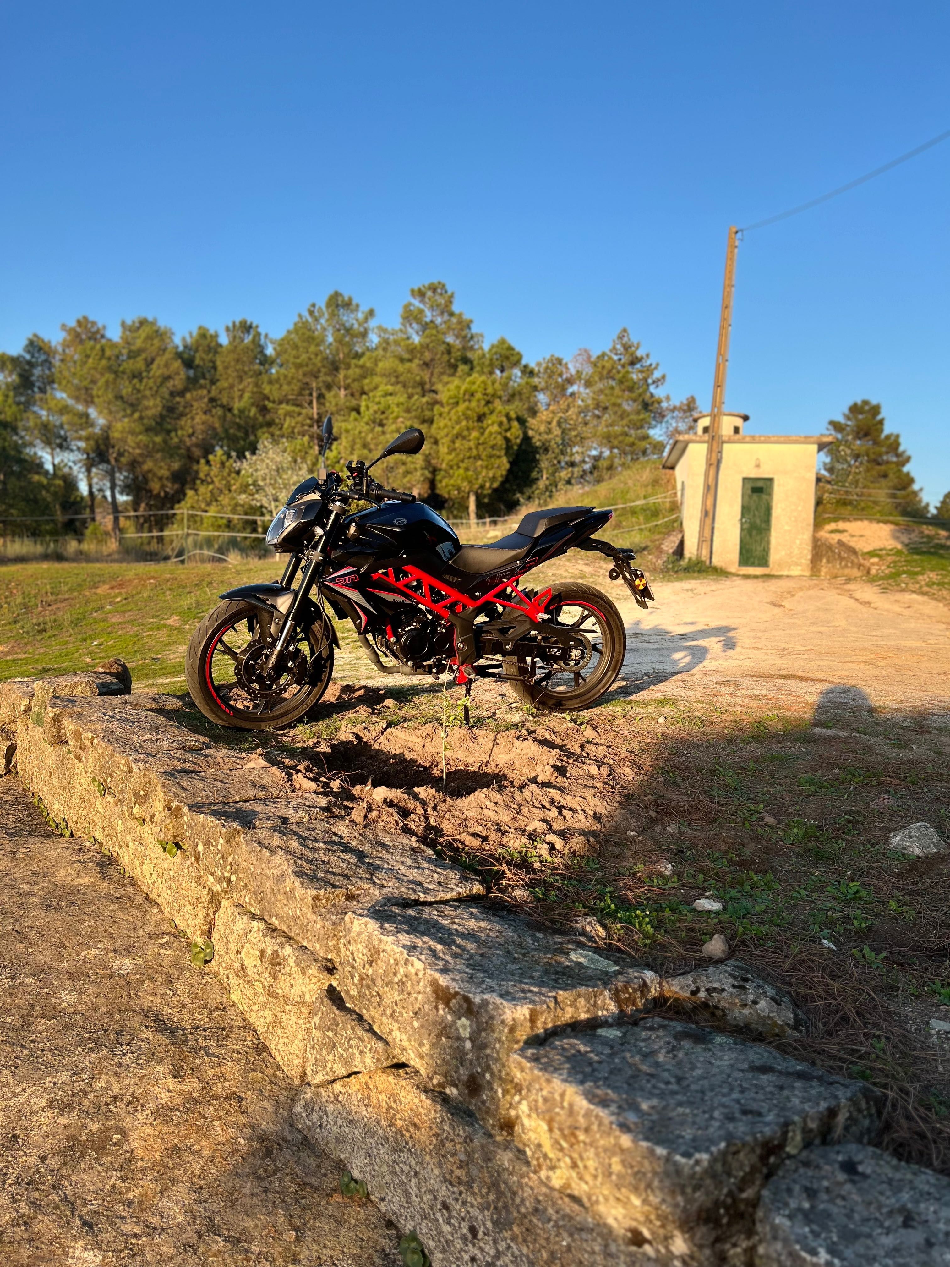 Benelli Bn 125 de 2023