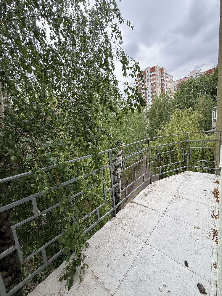 Продам 2-к квартиру, пр-т Юбилейный, 72 В,Салтовка, ТРЦ Украина