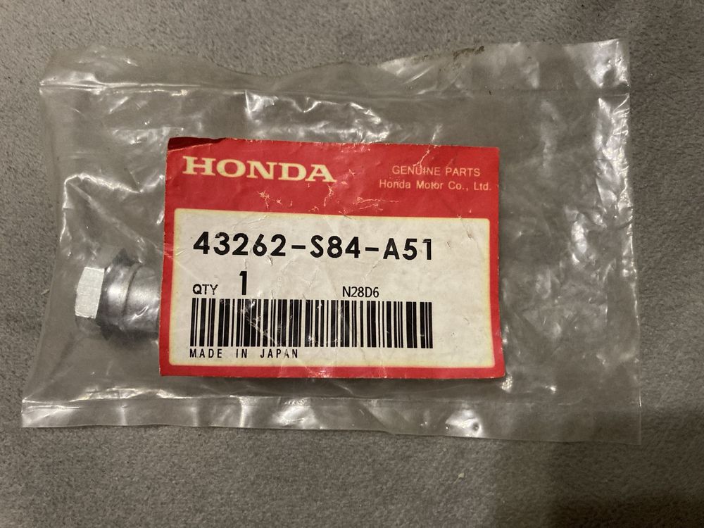 Палец заднего суппорта Honda Civic 4d