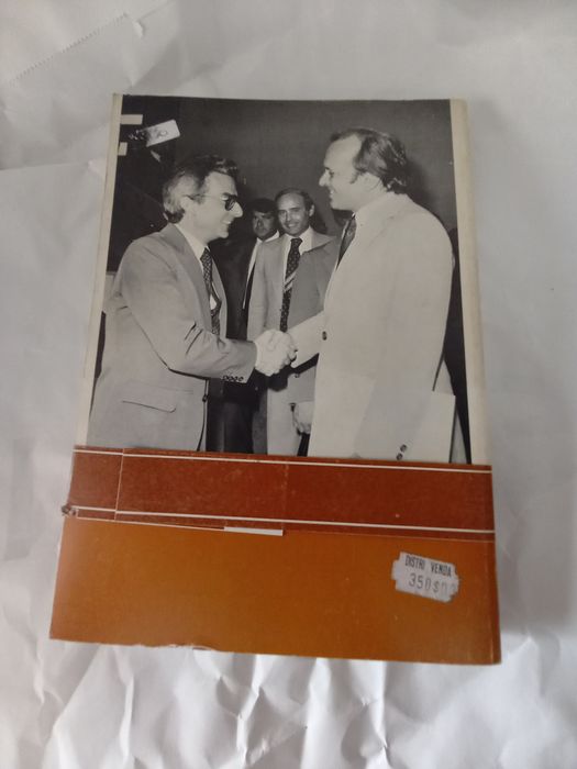 Livro sobre Pinto Balsemão com muitas fotos