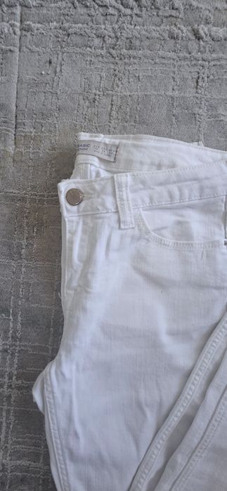 Białe spodnie Zara r. 36