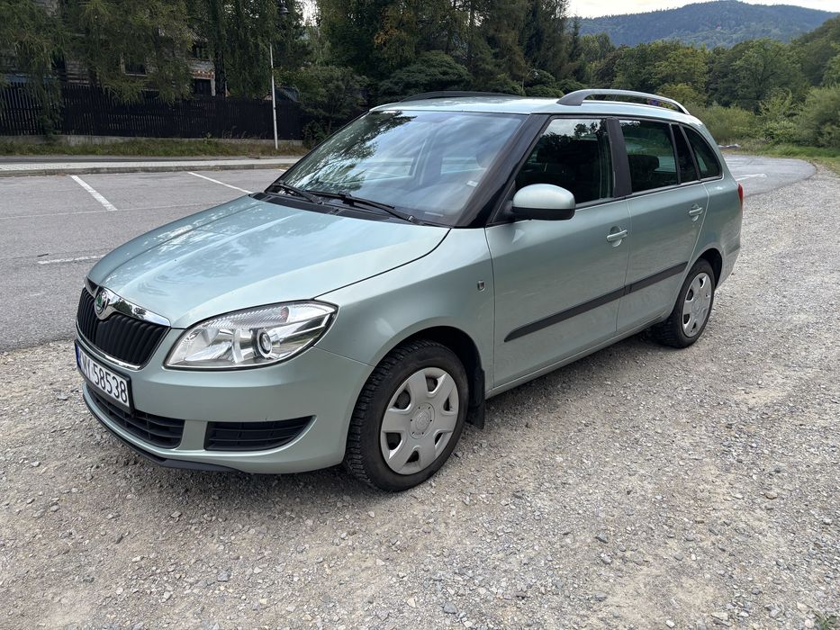 Skoda fabia 1.2 tsi automat DSG 2011