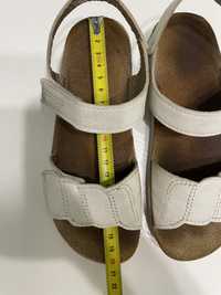 Білі шкіряні босоніжки сандалі на дівчинку 32 розмір 20 см