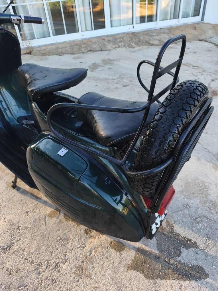 Vendo vespa 125 Sprinter 68 c/sidcar (em fase de fabrico) c/3 lugares