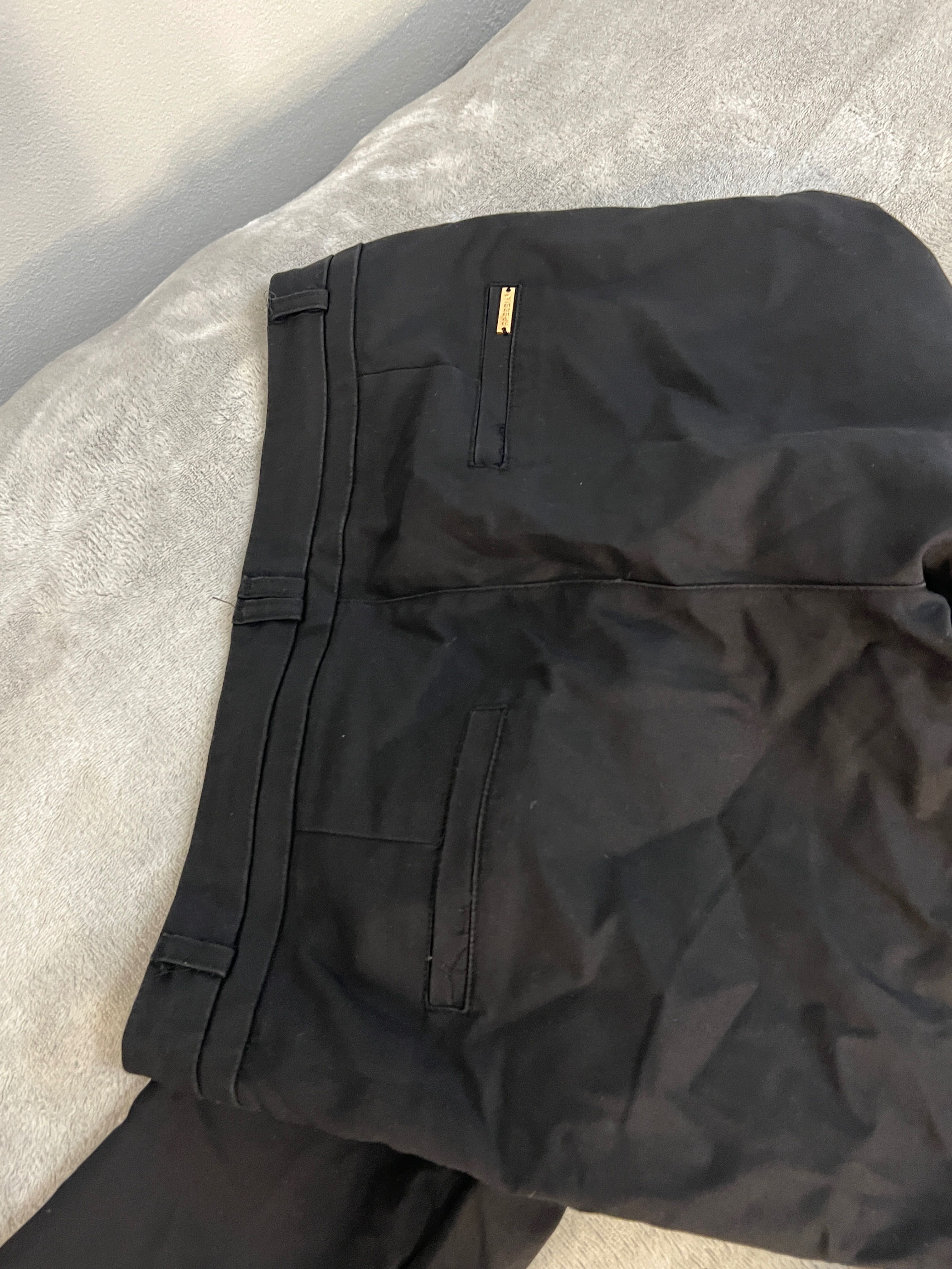 Spodnie czarne garniturowe / eleganckie