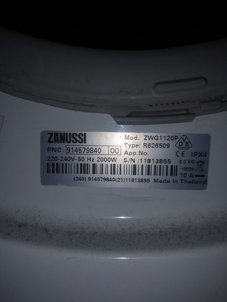 Máquina de lavar roupa Zanussi ZWG 1120 P