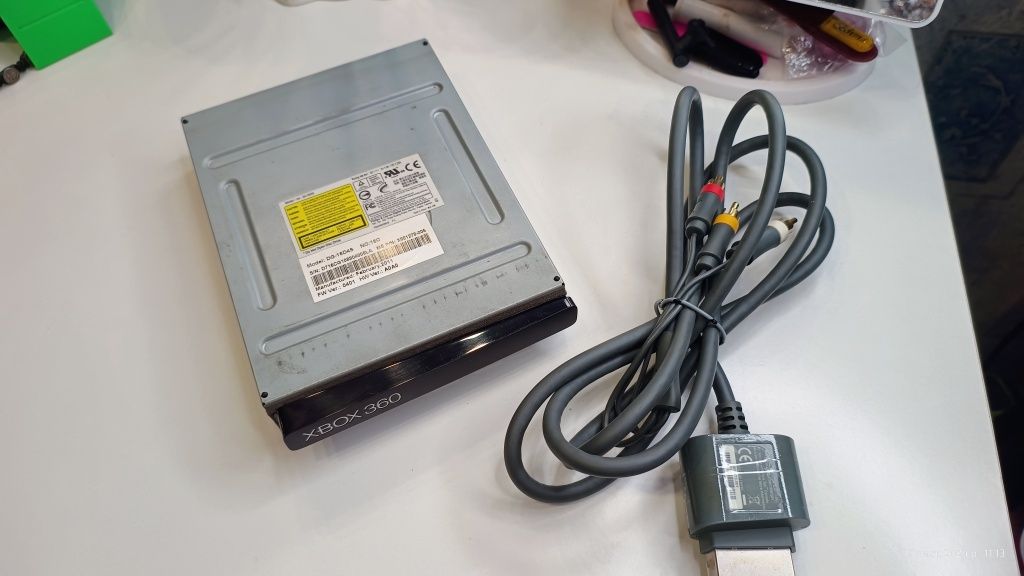 Привід для xbox 360 DG-16D5S + кабель