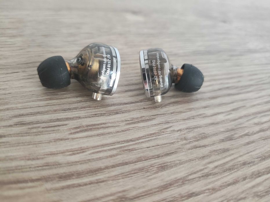 Słuchawki dokanałowe monitory KZ ZS10 PRO douszne przewodowe hybrydy