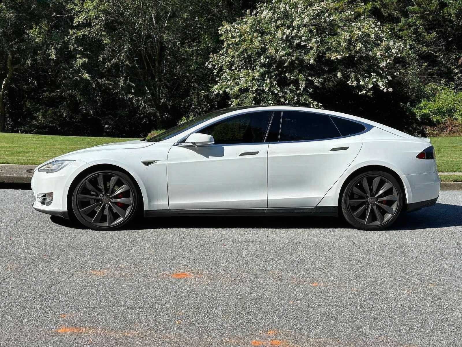 2015 Tesla Model S P85D