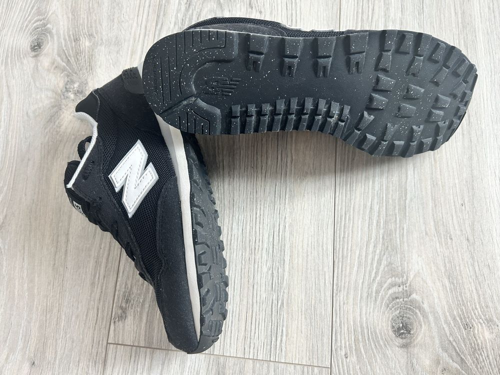 oryginalne buty New Balance 373