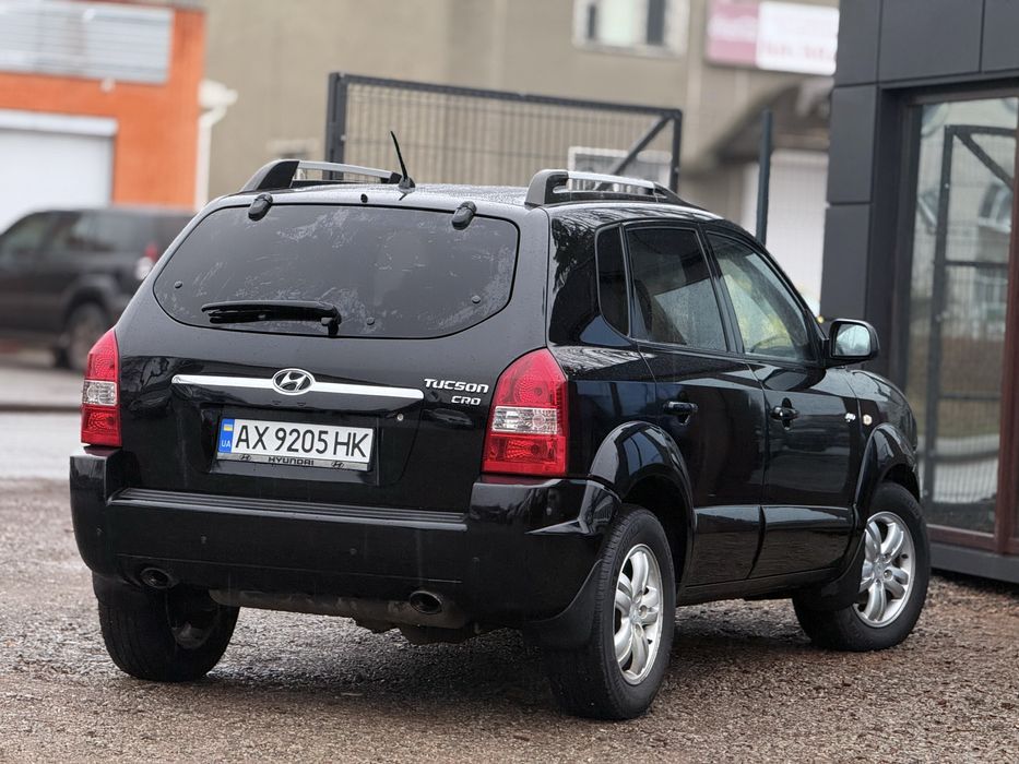 Продам Hyundai Tucson Дизель 2.0 Повний привід 4х4