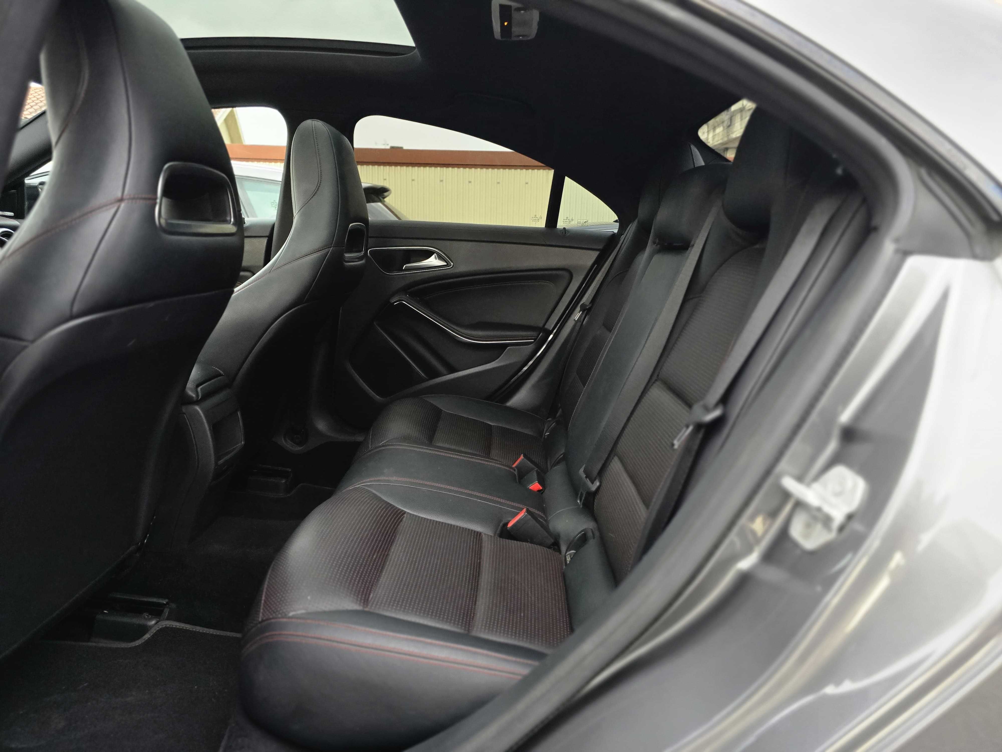 MERCEDES-BENZ CLA 200 AMG 136CV 7G-TRONIC "FULL EXTRAS"