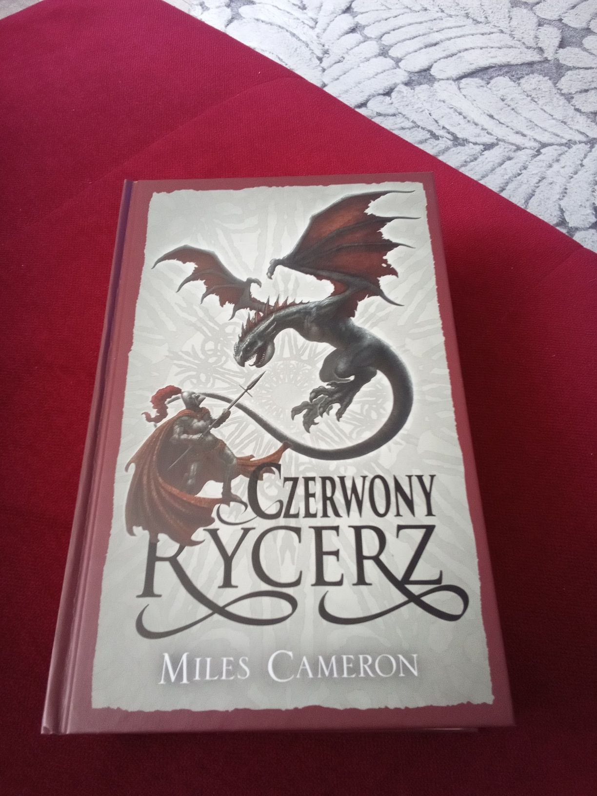 Czerwony Rycerz Miles Cameron
