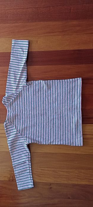 Camisola mangas 3/4, da loja Mo, tamanho S