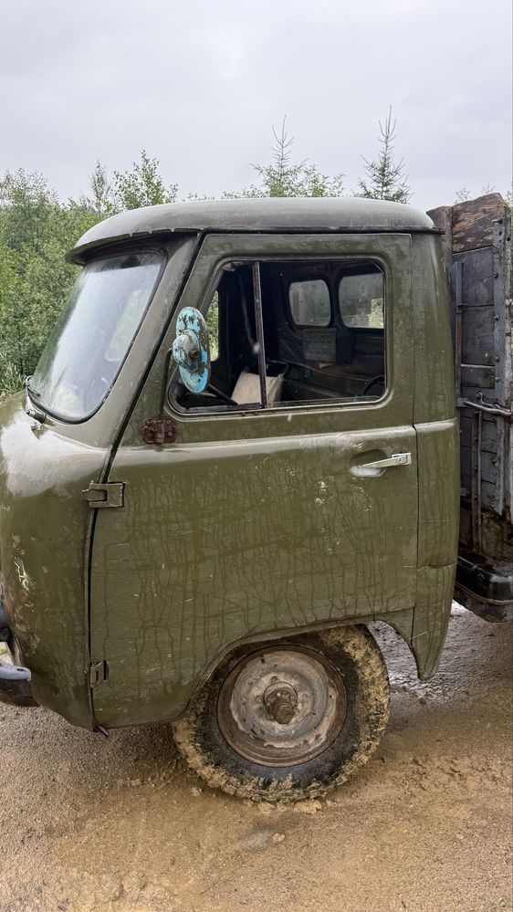 Продам уаз 3303 в горошому стані