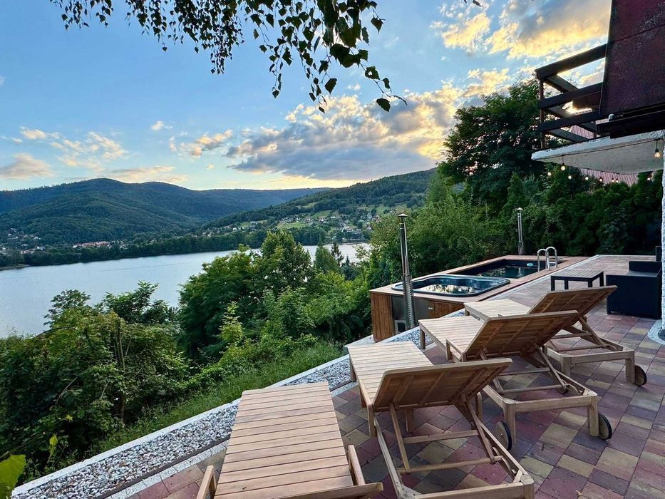 Domek z widokiem na jezioro/sauna/balia