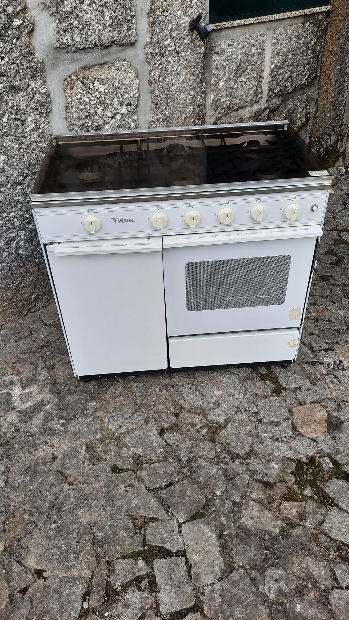 Fogão a gás, bom estado