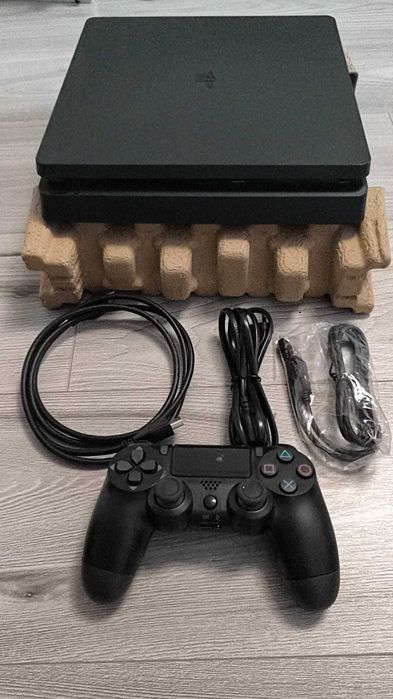 Konsola Playstation 4, PS4 Slim 500GB, Używane
